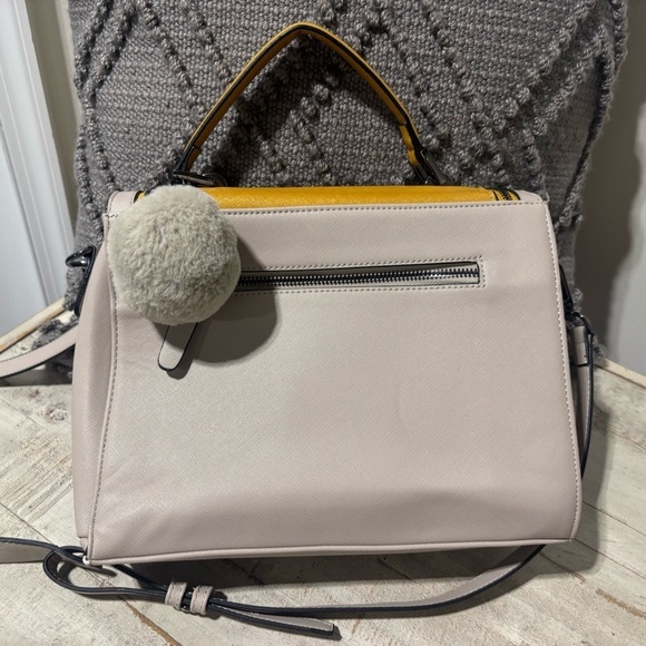 ❤️Steve Madden Tammy Shoulder Bag - Picture 2 of 6